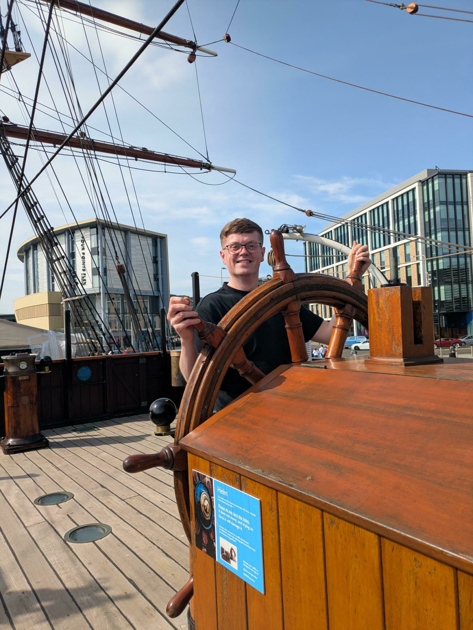 Discovering the RRS Discovery during a break at one of our Monthly in person events in Dundee
